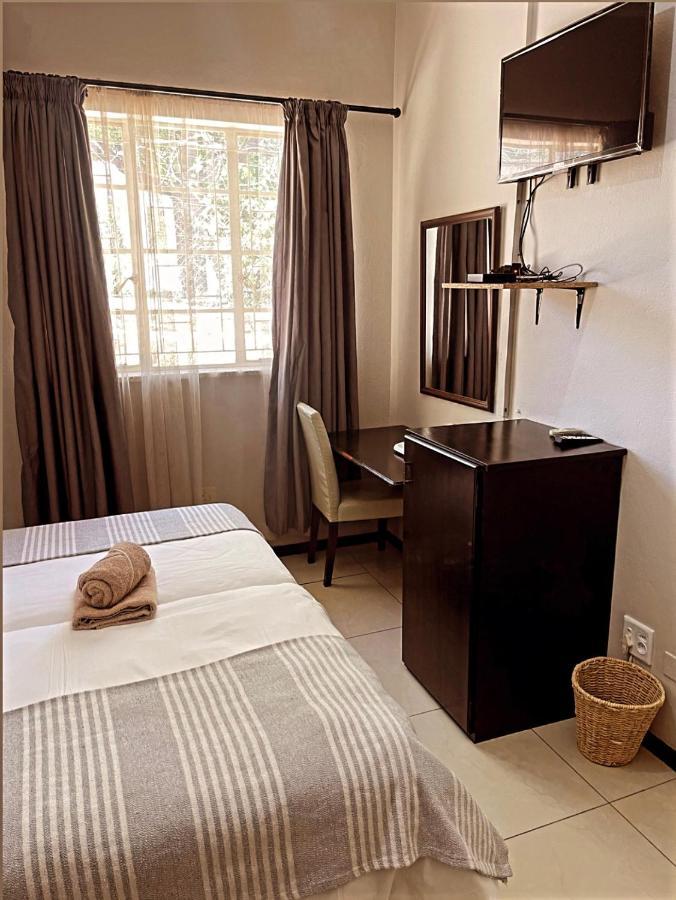 Ethithiya Boutique Guesthouse Windhoek Buitenkant foto