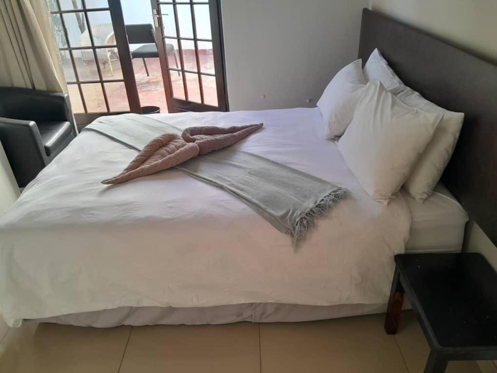 Ethithiya Boutique Guesthouse Windhoek Buitenkant foto